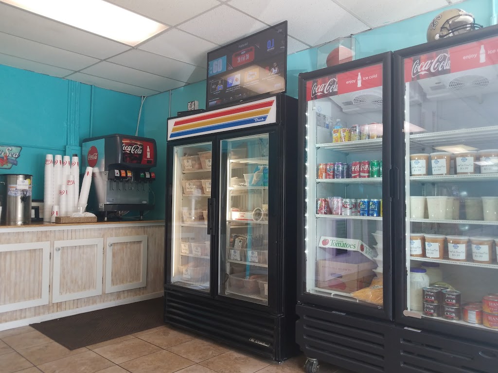 Fins Fresh Seafood and Po Boys | restaurant | 1305 W 6th St, Laurel, MS 39440, USA | 6013425141 OR +1 601-342-5141