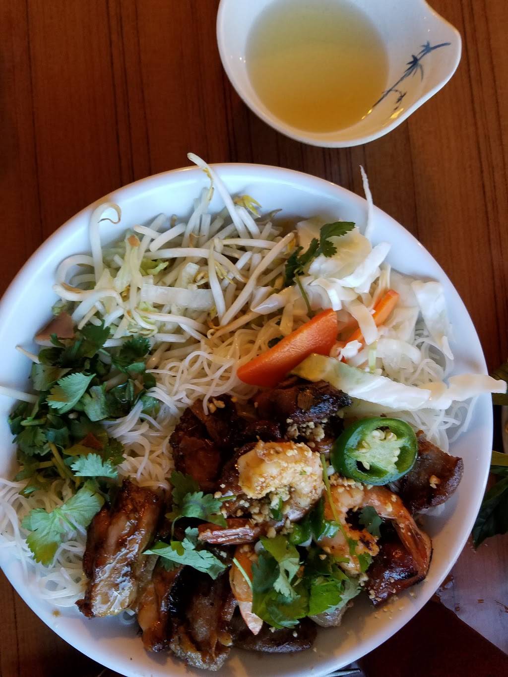 Pho Ha Long Restaurant | restaurant | 6424 Northwest Loop 410 #104, San Antonio, TX 78238, USA | 2105214507 OR +1 210-521-4507