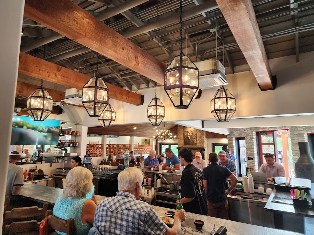 El Chaparral | restaurant | 36 Old San Antonio Rd, Boerne, TX 78006, USA | 8303008302 OR +1 830-300-8302