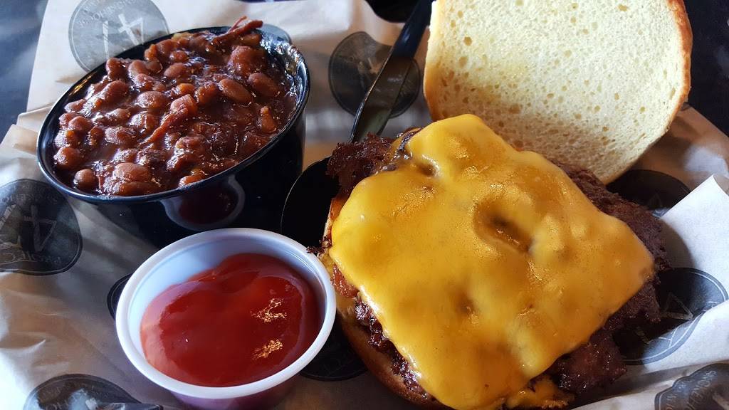 Project 47 Smokehouse | restaurant | 101 N Lombard St, Mahomet, IL 61853, USA | 2175863456 OR +1 217-586-3456