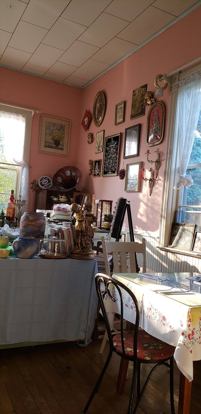 Town Hall Bakery | bakery | 6225 WI-57, Sturgeon Bay, WI 54235, USA | 9208232116 OR +1 920-823-2116