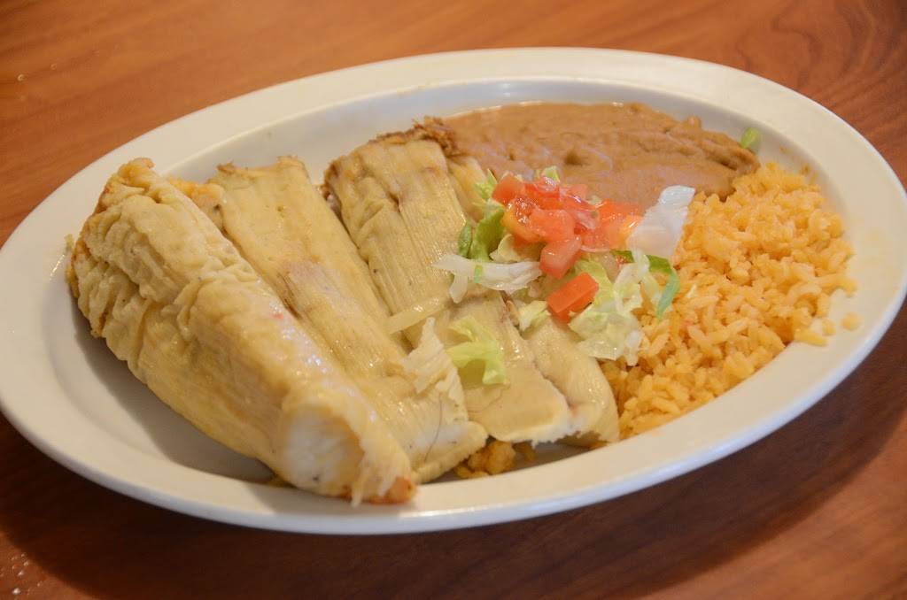 Lobos Place | restaurant | 1305 Wisconsin Ave, Grafton, WI 53024, USA | 2624218629 OR +1 262-421-8629