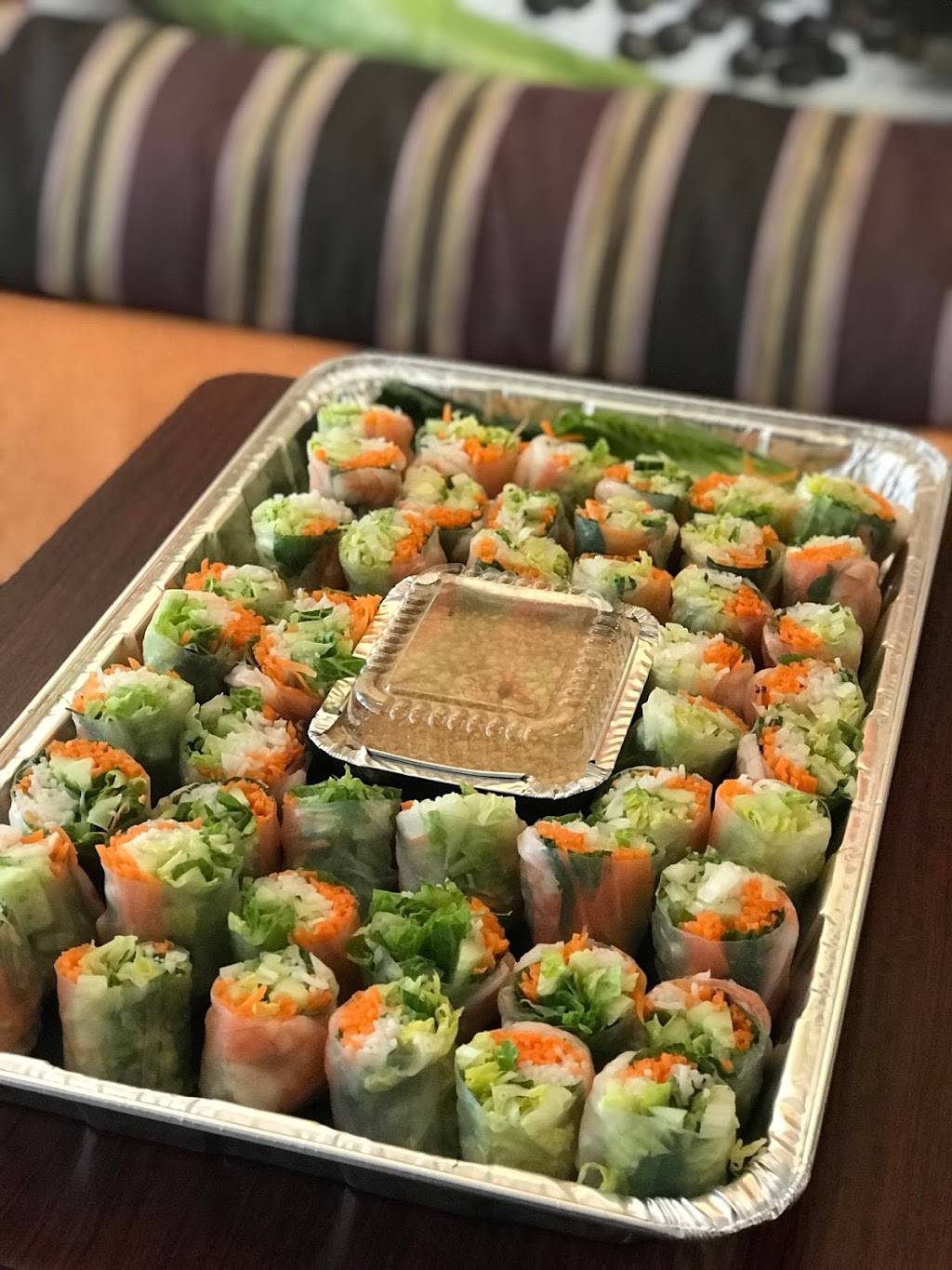 Ruuthais Kitchen | restaurant | 648 Beechwood Ave, Bridgeport, CT 06605, USA | 4752824600 OR +1 475-282-4600