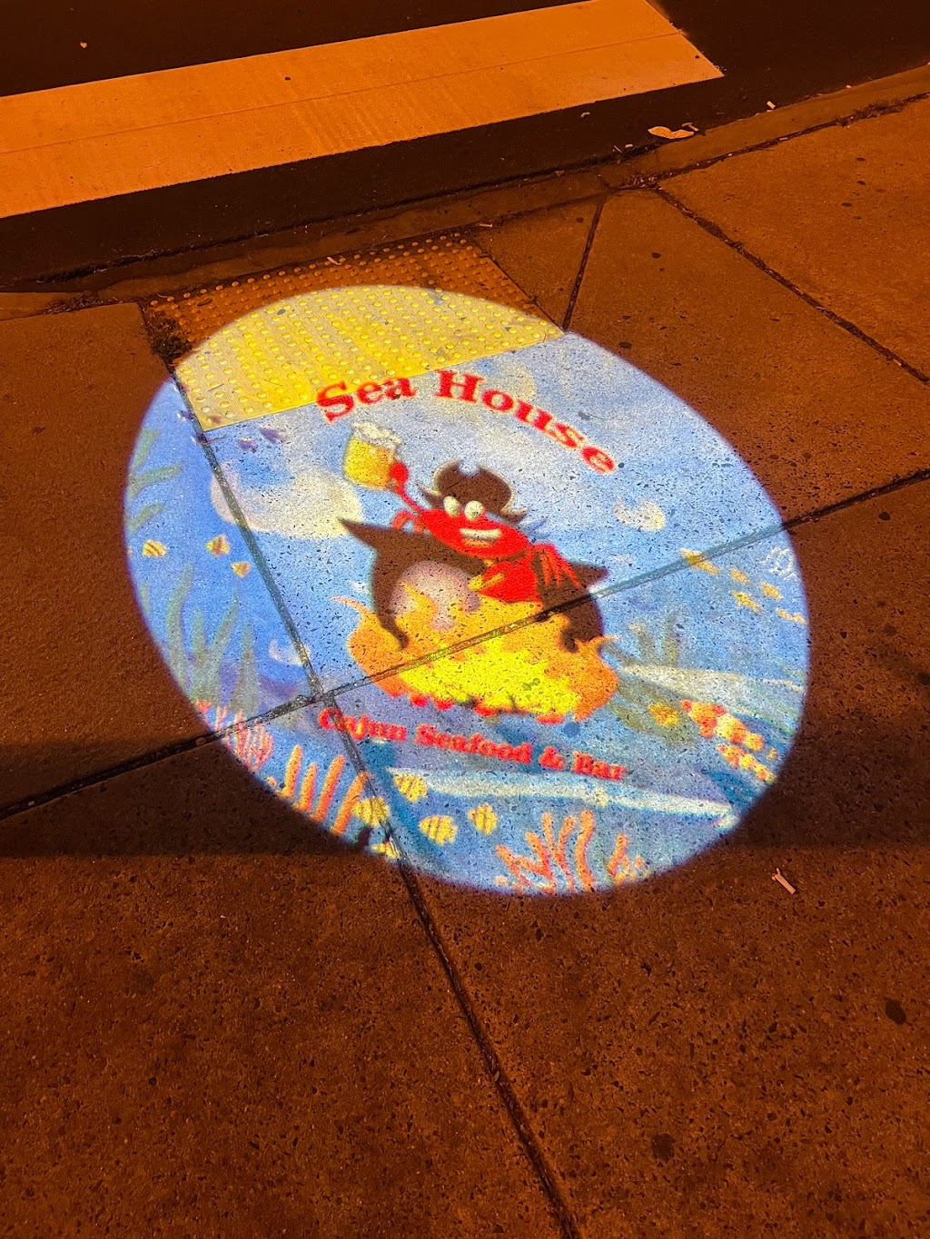 Seahouse Cajun Seafood & bar | restaurant | 7980 Oxford Ave, Philadelphia, PA 19111, USA | 2677032388 OR +1 267-703-2388