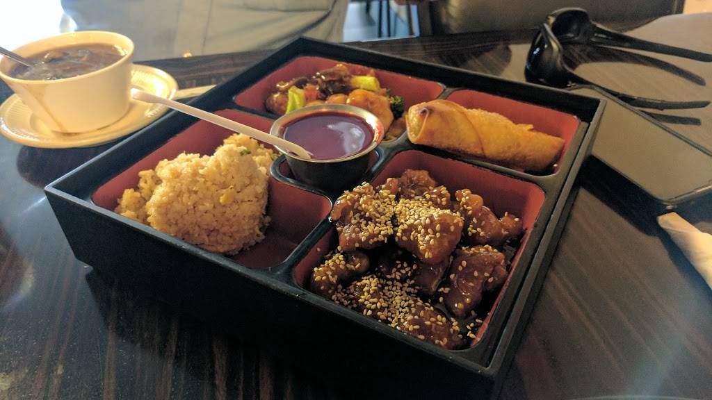 Lis Cafe | meal delivery | 632 Sunland Park Dr, El Paso, TX 79912, USA | 9158750509 OR +1 915-875-0509