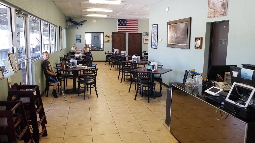 The Happy Hangar Café | restaurant | 4241 Birdsong Blvd, Lutz, FL 33559, USA | 8139733703 OR +1 813-973-3703