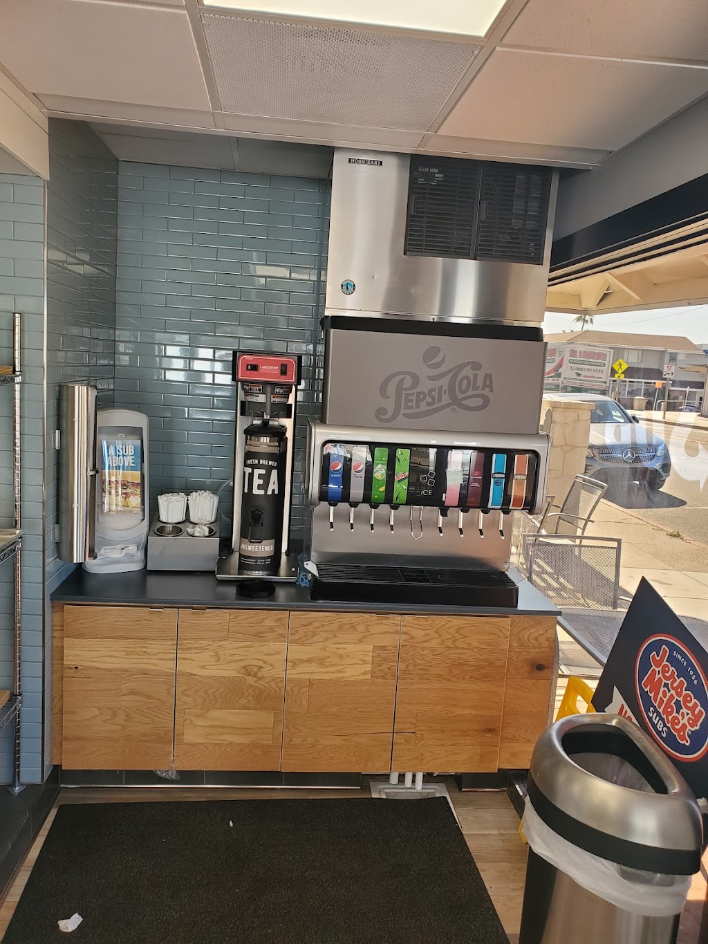 Jersey Mikes Subs | meal takeaway | 1350 S Coast Hwy, Laguna Beach, CA 92651, USA | 9495494580 OR +1 949-549-4580
