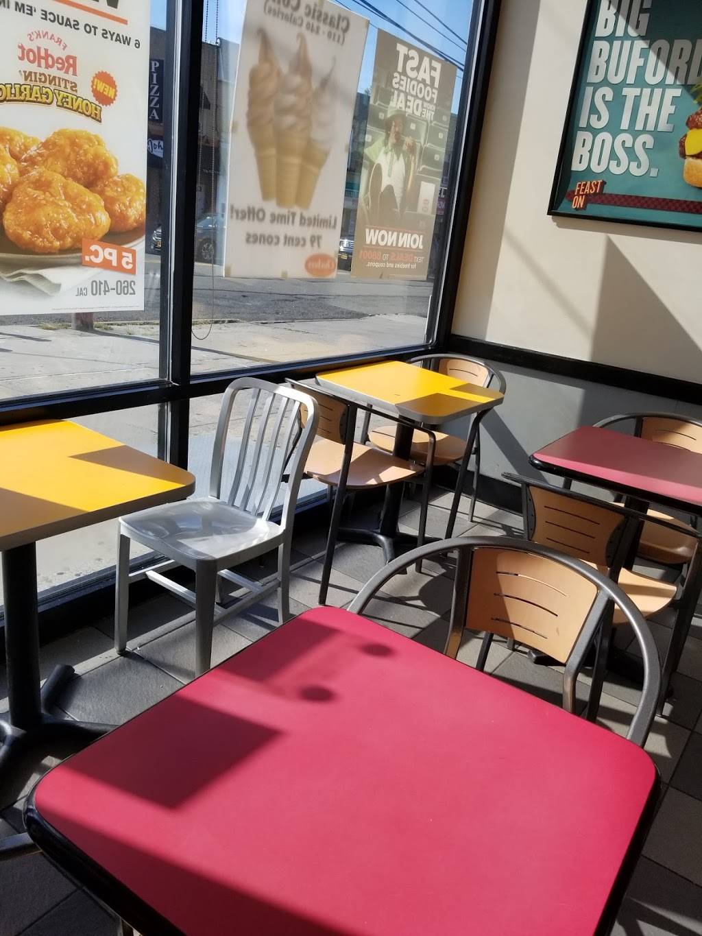 Checkers | restaurant | 8345 Parsons Blvd, Jamaica, NY 11432, USA | 7182914738 OR +1 718-291-4738