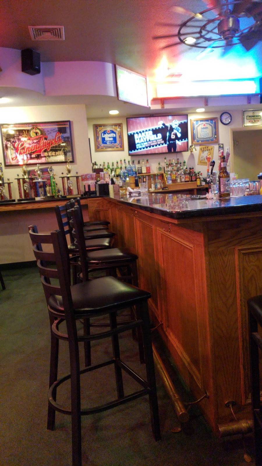 The Gathering Place | restaurant | 898 N Van Dyke Rd, Bad Axe, MI 48413, USA | 9892698888 OR +1 989-269-8888