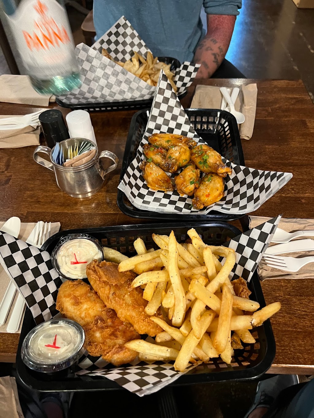 Fox & Barrel Farm Cafe | restaurant | 11707 MD-144, Ellicott City, MD 21042, USA | 4106003558 OR +1 410-600-3558