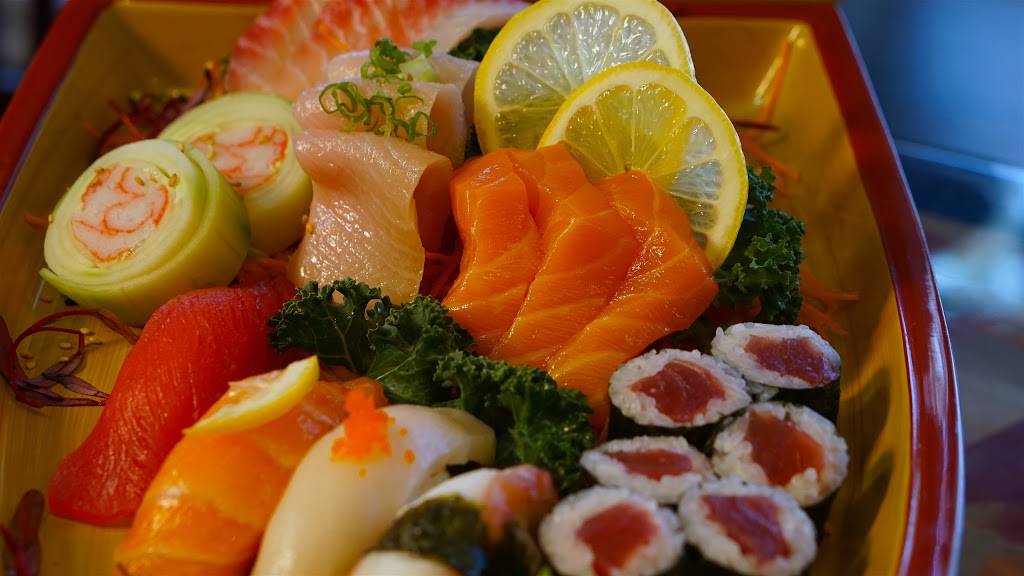 Yellowfin Sushi & Saké Bar | restaurant | 1306 Cape Coral Pkwy E # A, Cape Coral, FL 33904, USA | 2399450388 OR +1 239-945-0388