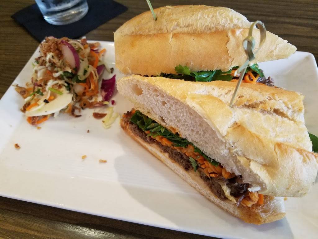 CO | restaurant | 10 Whitaker St, Savannah, GA 31401, USA | 9122345375 OR +1 912-234-5375