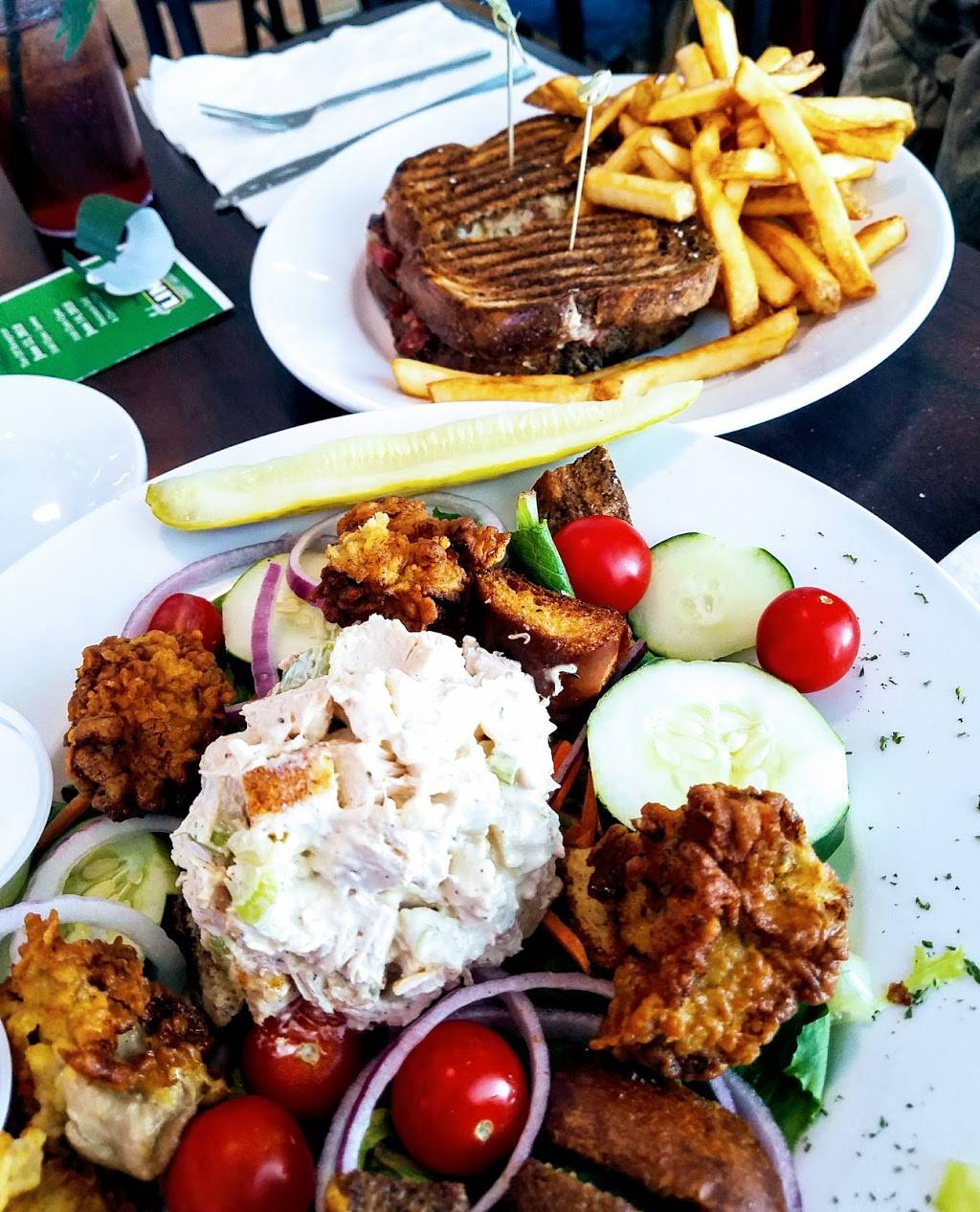 Irish Eyes Pub & Restaurant | restaurant | 213 Anglers Rd, Lewes, DE 19958, USA | 3026456888 OR +1 302-645-6888