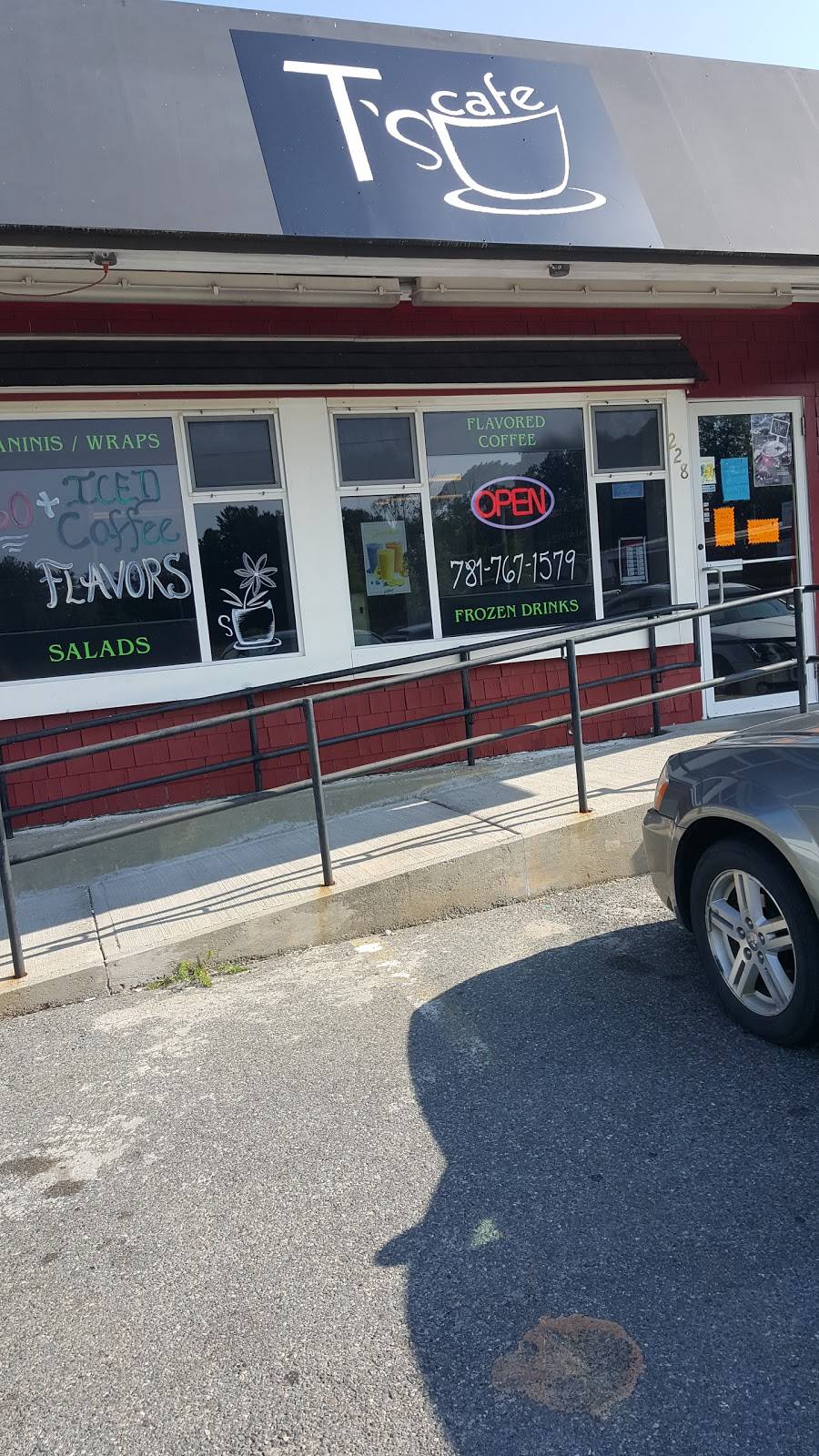 Ts Café | restaurant | 228 Union St, Holbrook, MA 02343, USA | 7817671579 OR +1 781-767-1579