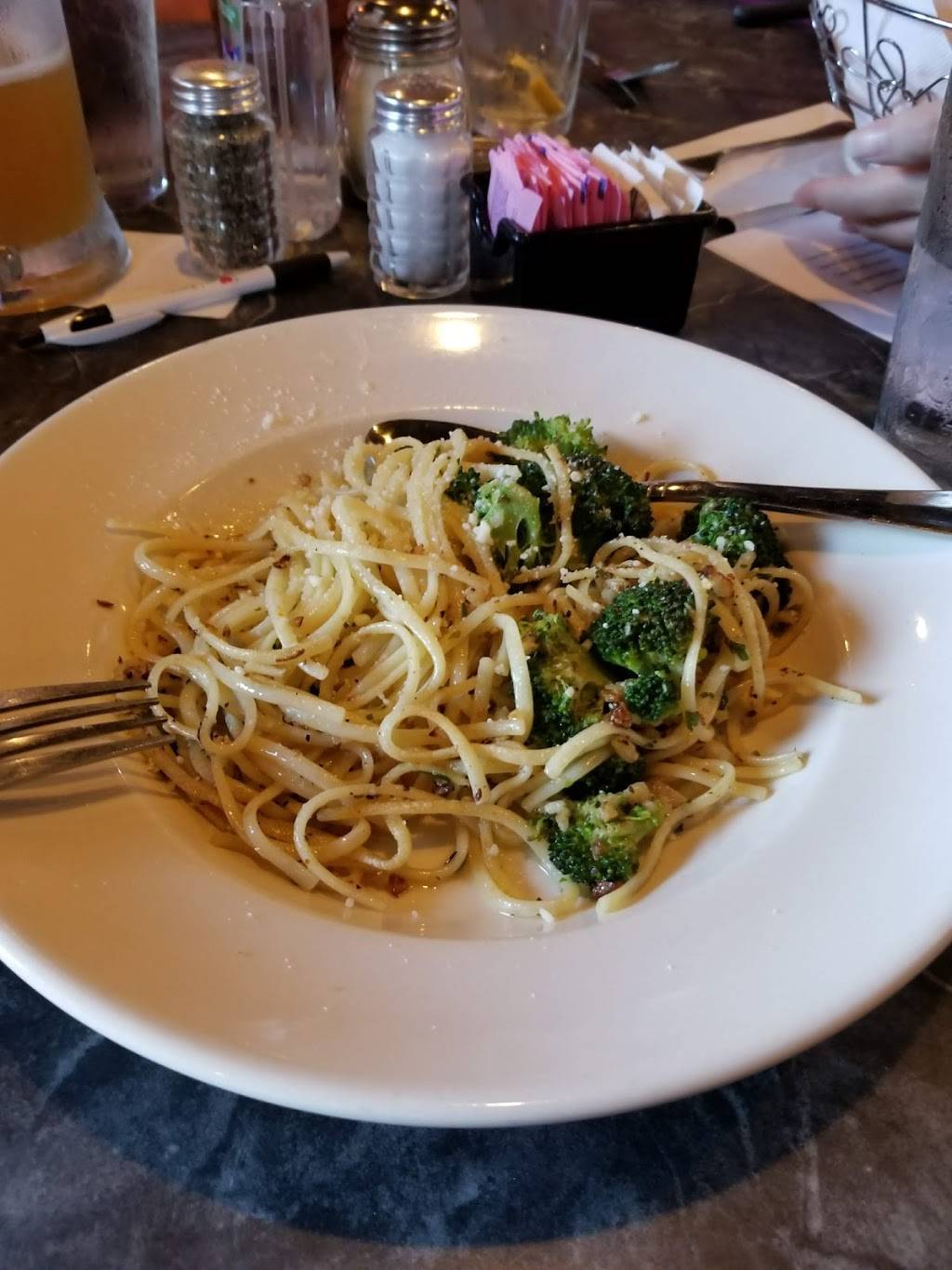 AngeNettas Cafe Restaurant | restaurant | 64 Cardinal Dr, Canfield, OH 44406, USA | 3305336090 OR +1 330-533-6090