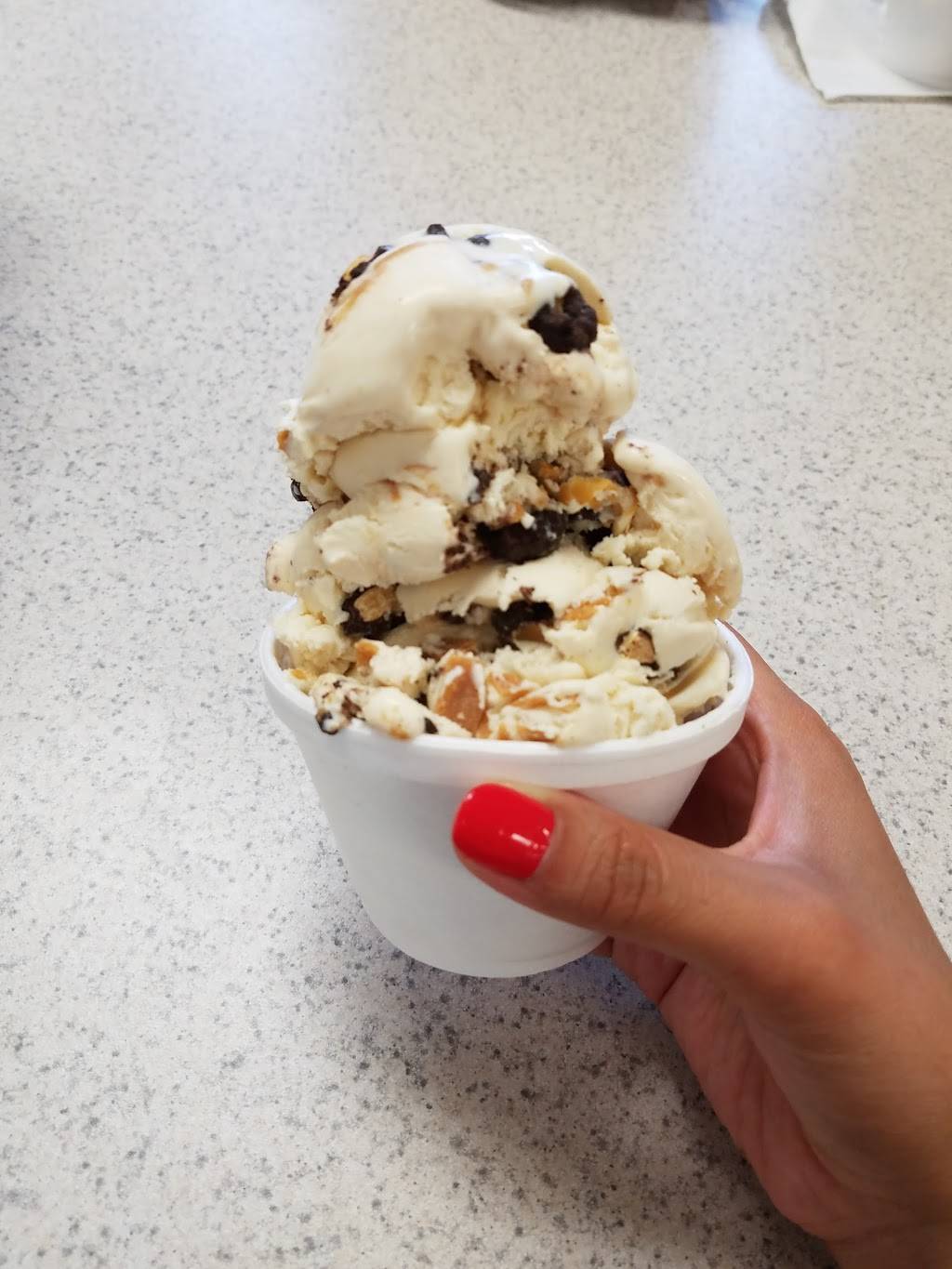 Hoffmans Ice Cream | bakery | 800 Richmond Ave, Point Pleasant, NJ 08742, USA | 7328920270 OR +1 732-892-0270