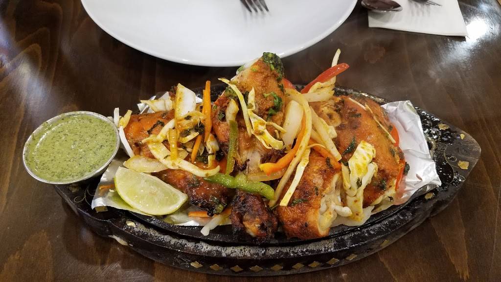 Hyderabad Biryani Hut | restaurant | 1587 Ellesmere Rd, Scarborough, ON M1P 2Y3, Canada | 4164300065 OR +1 416-430-0065