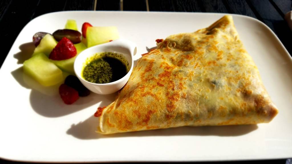 Lilys Crêperie | cafe | 108 De Anza Blvd, San Mateo, CA 94402, USA | 6503121579 OR +1 650-312-1579