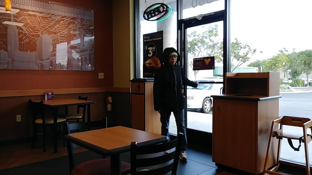 Subway | meal takeaway | 660 Quintana Rd, Morro Bay, CA 93442, USA | 8057721926 OR +1 805-772-1926