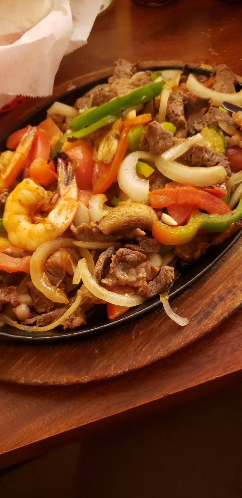 Mariscos Puerto Vallarta | restaurant | 1776 E Tulare Ave, Tulare, CA 93274, USA | 5596866199 OR +1 559-686-6199