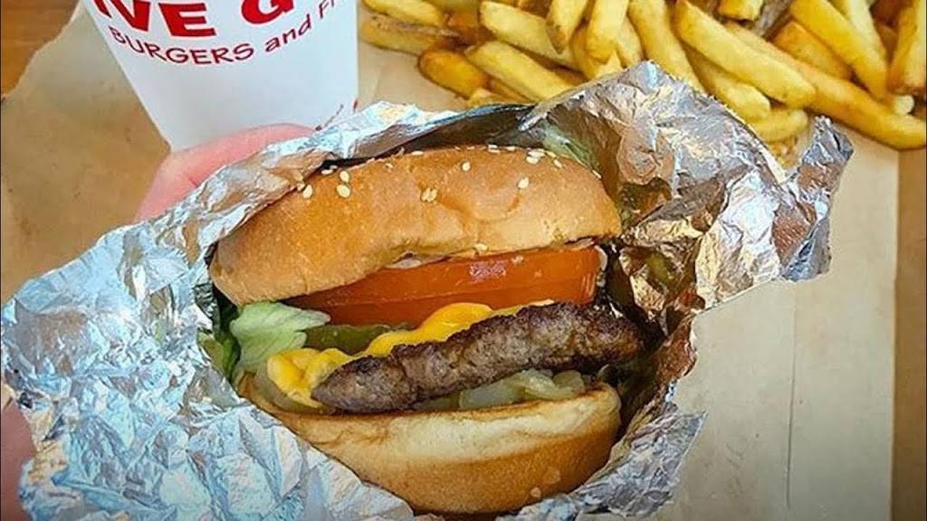 Five Guys | meal takeaway | 2026 Ford Pkwy, St Paul, MN 55116, USA | 6515286078 OR +1 651-528-6078