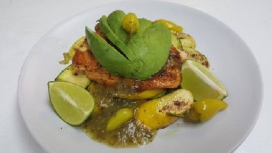 De Alba Seafood House | restaurant | 13331 Preston Rd #1028, Dallas, TX 75240, USA | 2147109980 OR +1 214-710-9980