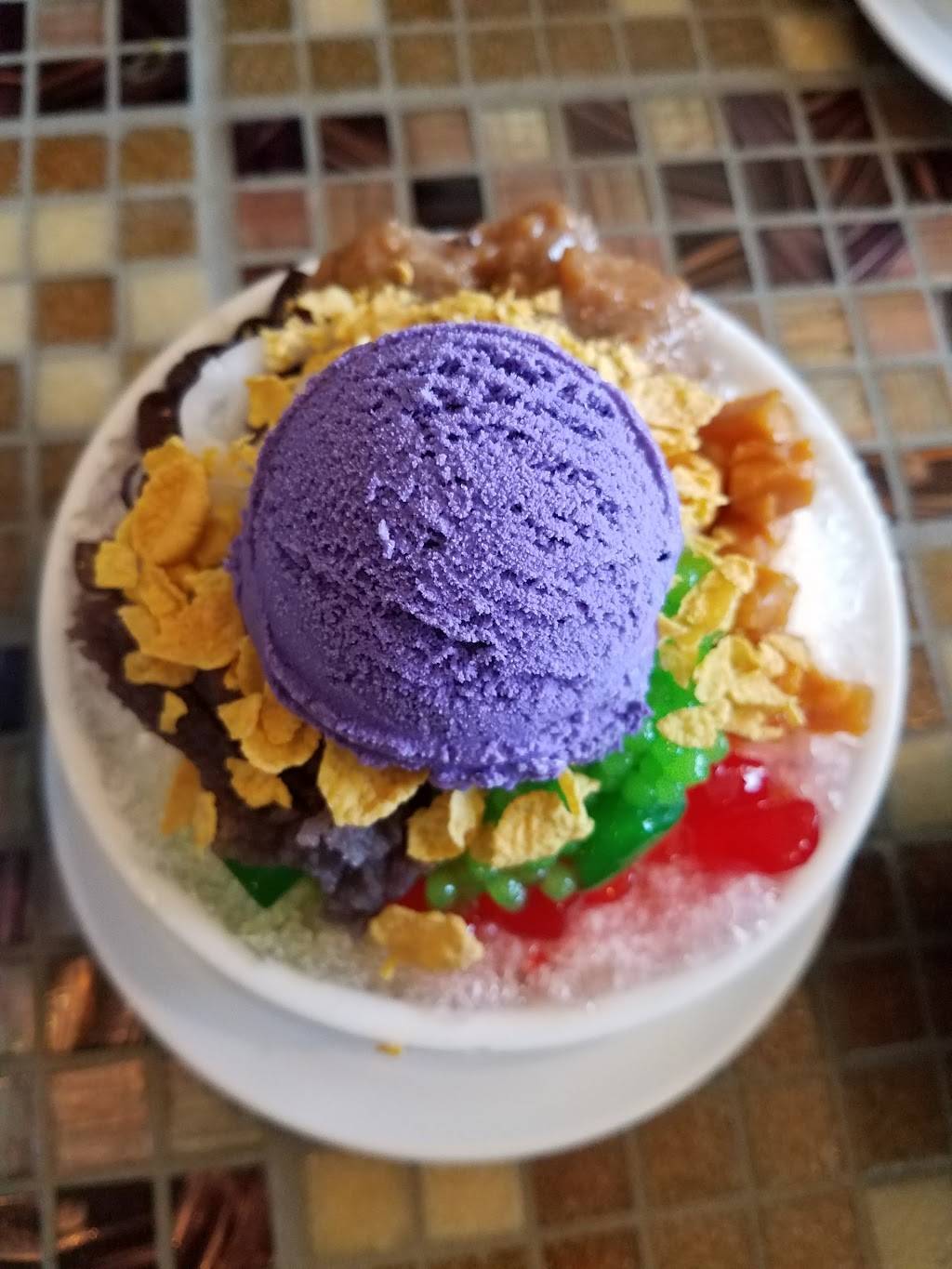 Bacolod Chicken Haus | restaurant | 6320 N Lincoln Ave C & D, Chicago, IL 60659, USA | 7732936210 OR +1 773-293-6210