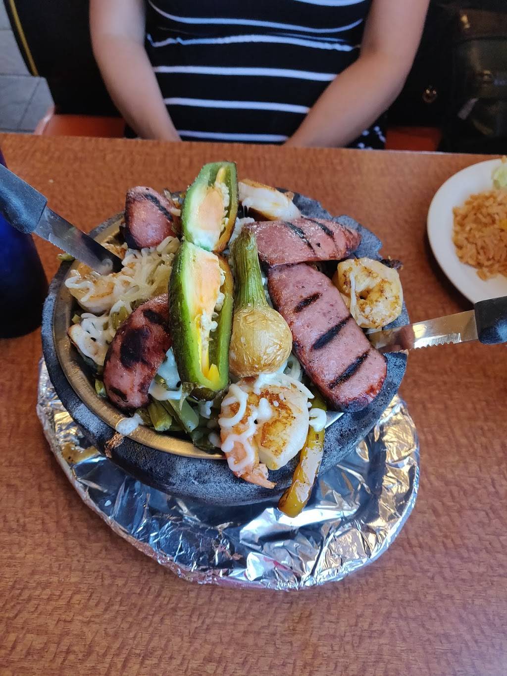 Mi Rodeo Mexican Grill & Seafood | restaurant | 5510 Rigsby Ave, San Antonio, TX 78222, USA | 2106480012 OR +1 210-648-0012