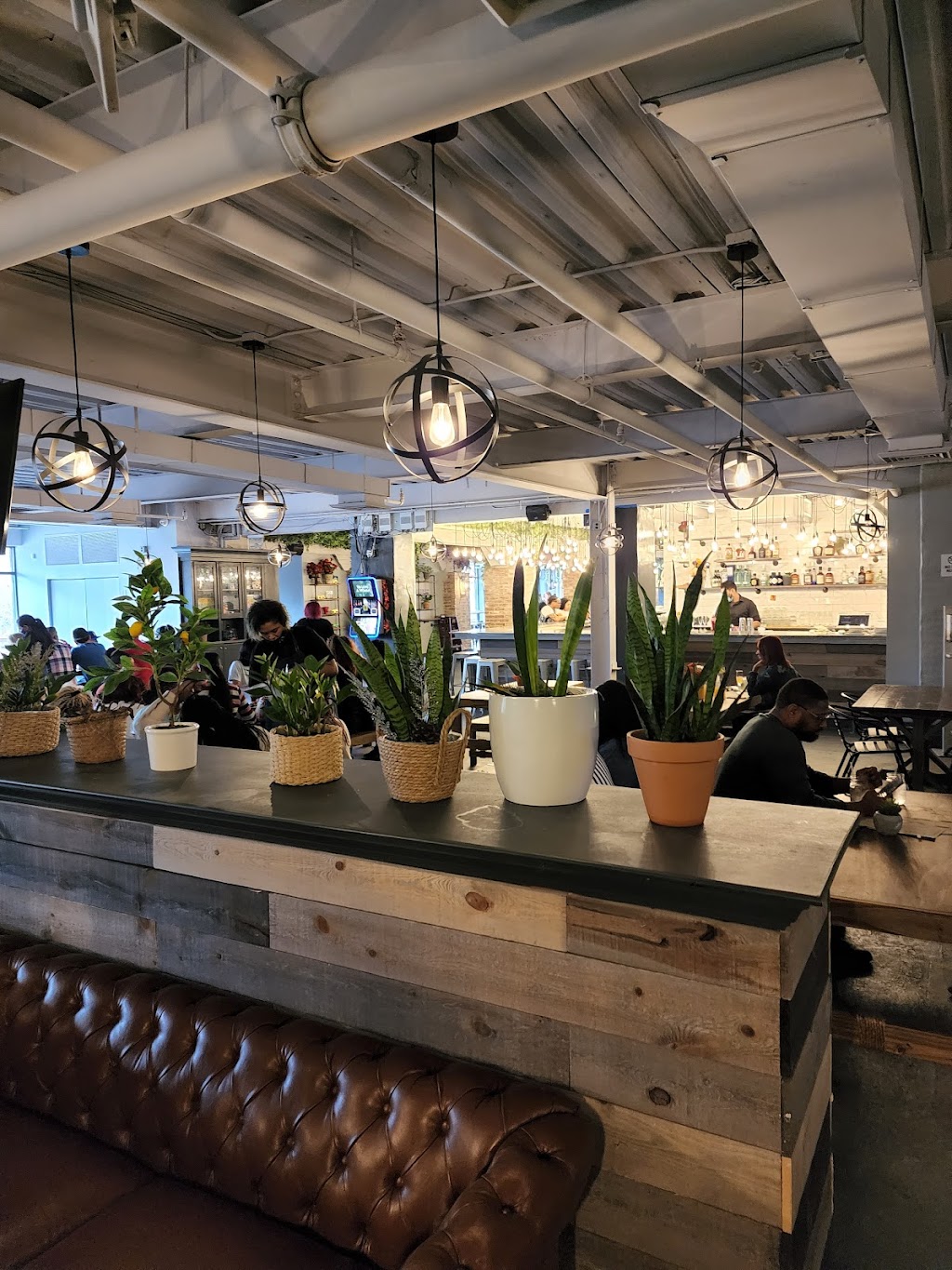 South House Garden | restaurant | Granary Row, 317 E Diamond Ave, Gaithersburg, MD 20877, USA | 2409126395 OR +1 240-912-6395