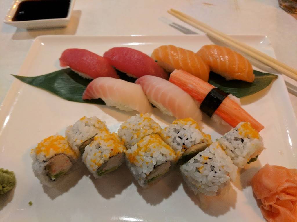 Fuji Yama Asian Bistro | restaurant | 1501 E Beltline Ave NE, Grand Rapids, MI 49525, USA | 6167191859 OR +1 616-719-1859