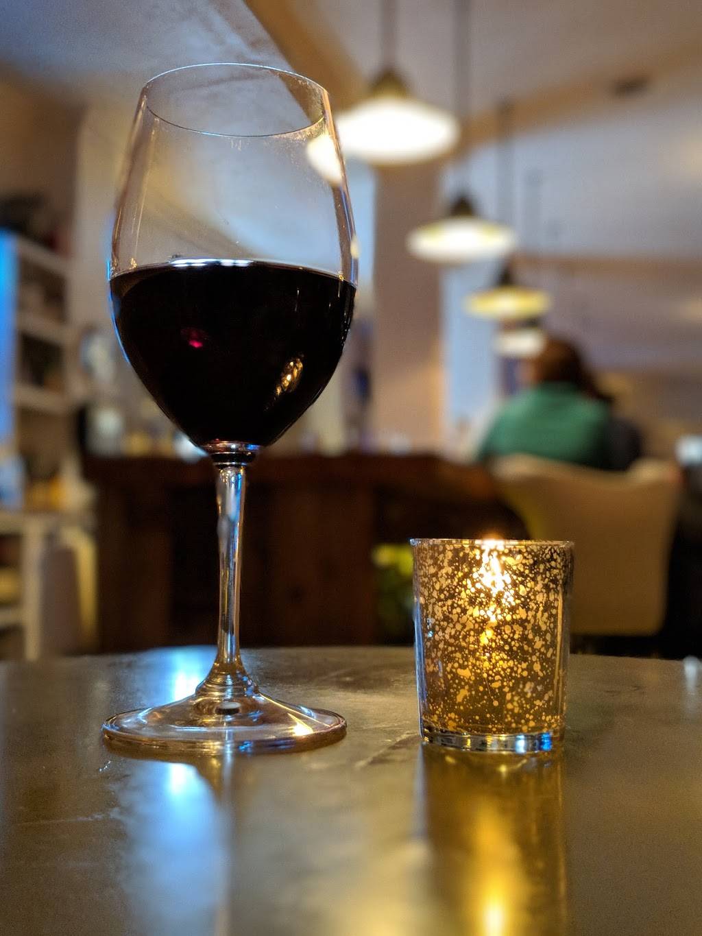 Tempest Oyster Bar | restaurant | 120 E Wilson St, Madison, WI 53703, USA | 6082581443 OR +1 608-258-1443