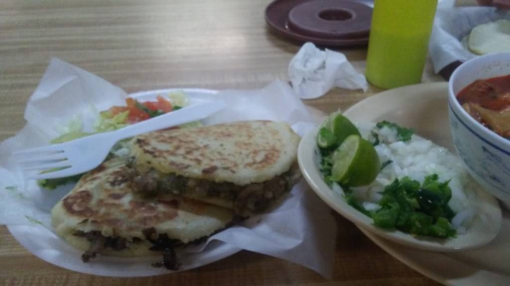 Valdivias Fruit Stand | restaurant | 5218 Sherman St, Houston, TX 77011, USA | 7139232740 OR +1 713-923-2740