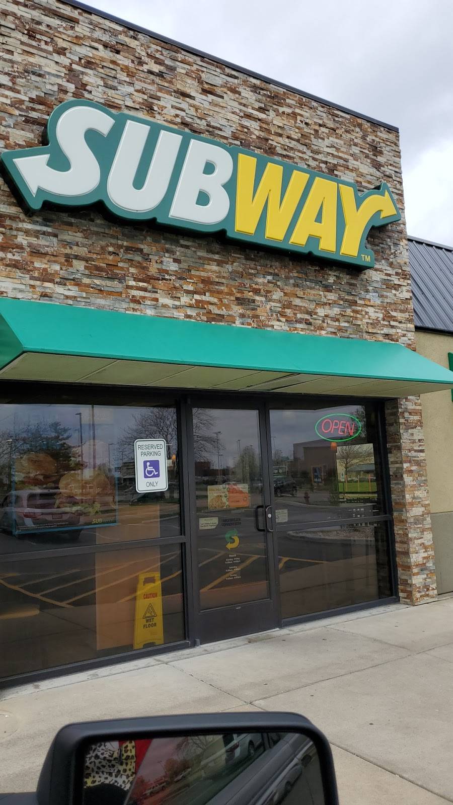 Subway Restaurants | restaurant | 1181 Rendleman Rd Suite B, Carbondale, IL 62901, USA | 6184577827 OR +1 618-457-7827