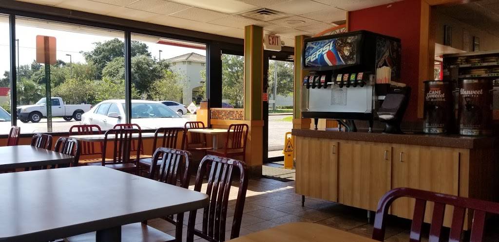 Popeyes Louisiana Kitchen | restaurant | 7606 Lem Turner Rd, Jacksonville, FL 32208, USA | 9047689026 OR +1 904-768-9026