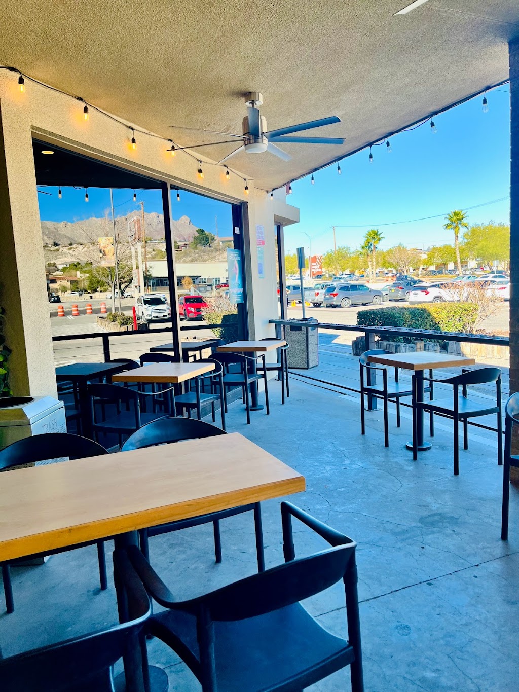 Verde Salad Co. | restaurant | 5809 N Mesa St, El Paso, TX 79912, USA | 9155292828 OR +1 915-529-2828