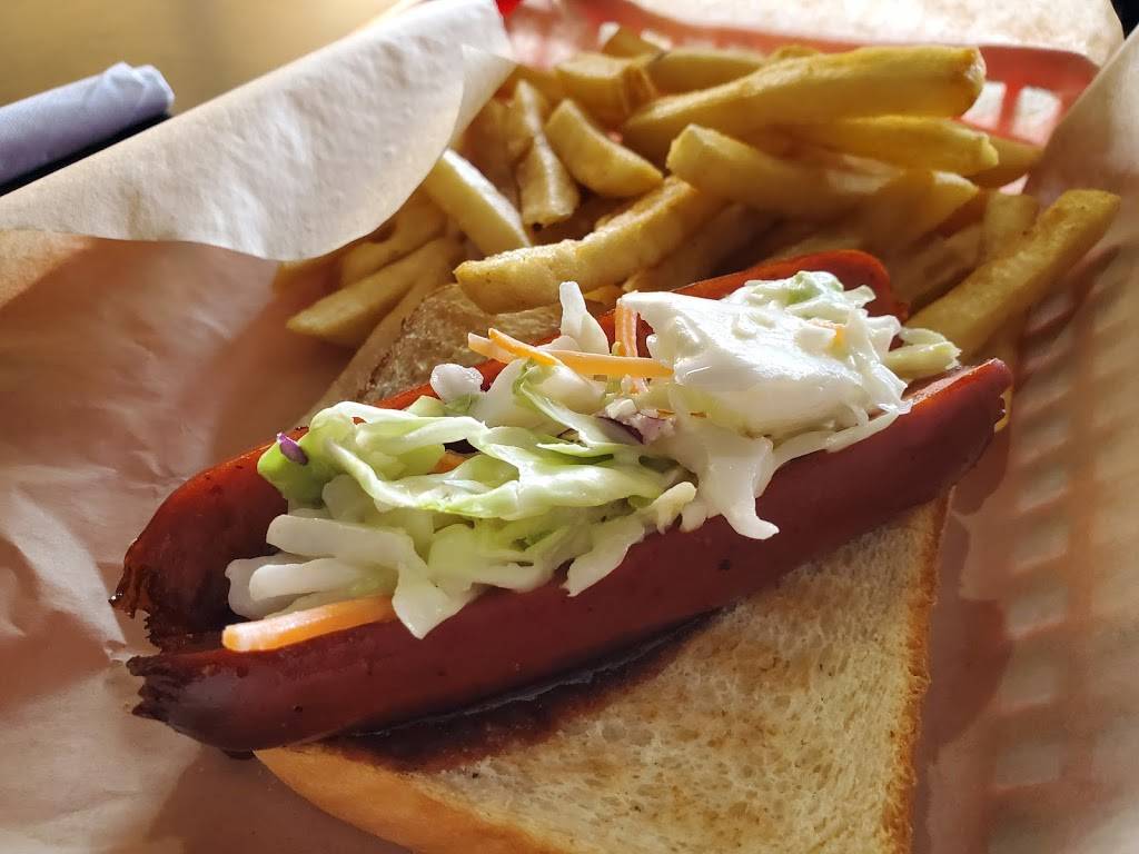 Lucky Lukes BBQ | restaurant | 1220 Garland Ave # 1, Fayetteville, AR 72703, USA | 4795217550 OR +1 479-521-7550