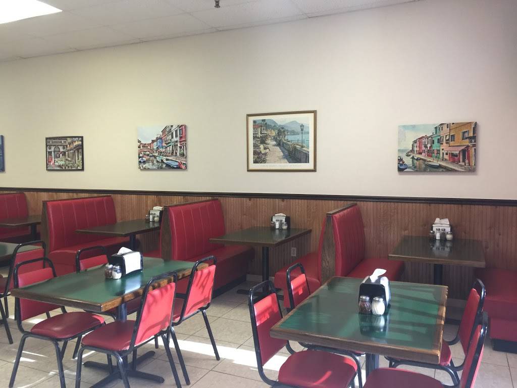 Mama Mias Pizza | restaurant | 720 9th St N, Naples, FL 34102, USA | 2392622823 OR +1 239-262-2823