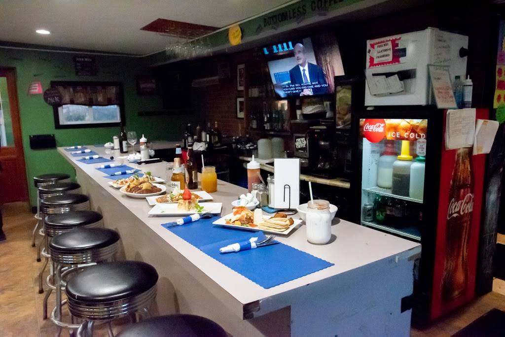 Villatoro Restaurant and Cafe | cafe | 353 Lincoln St, Marlborough, MA 01752, USA | 5084600591 OR +1 508-460-0591