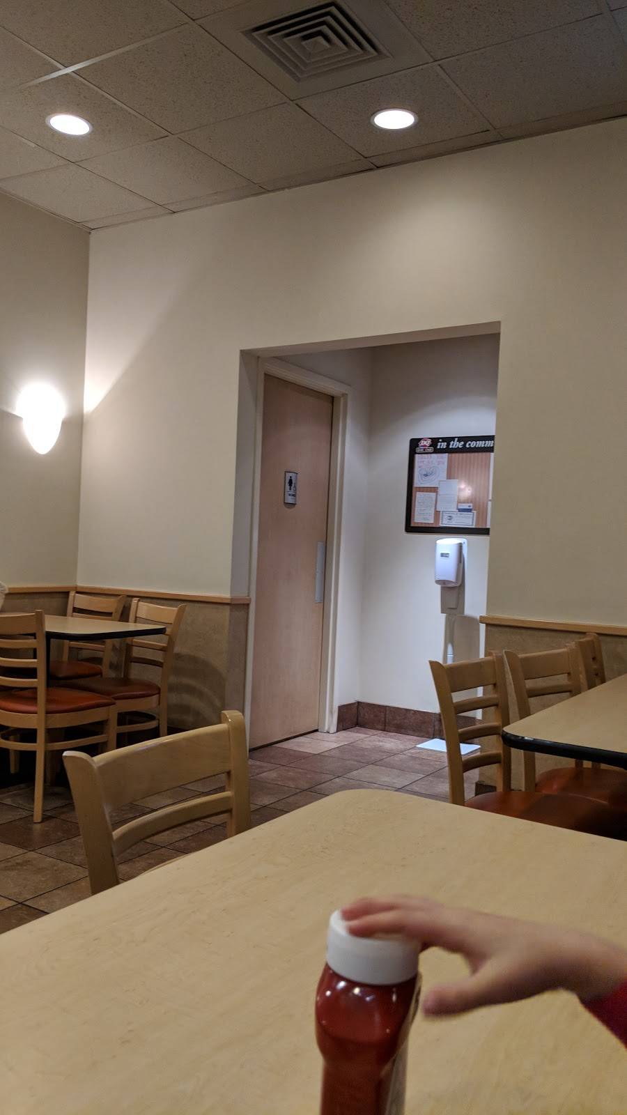 Dairy Queen Grill & Chill | restaurant | 8510 Bowman Dr, Lincoln, NE 68526, USA | 4024890736 OR +1 402-489-0736