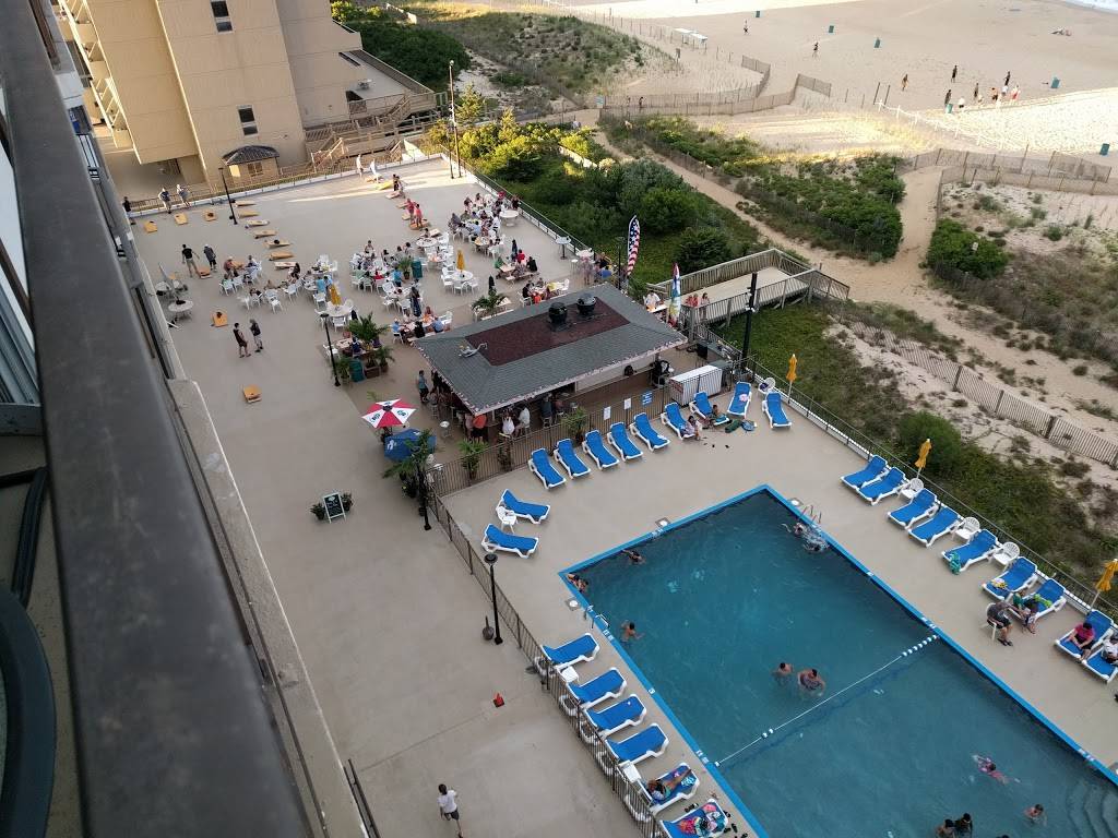 The Jungle Bar & Restaurant | restaurant | 9800 Coastal Hwy, Ocean City, MD 21842, USA | 4105241110 OR +1 410-524-1110