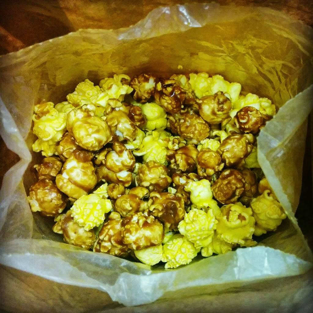 Garrett Popcorn Shops | meal takeaway | OHare International Airport (ORD), Terminal 1 Concourse B, 5600 Mannheim Rd, Chicago, IL 60666, USA | 8884767267 OR +1 888-476-7267
