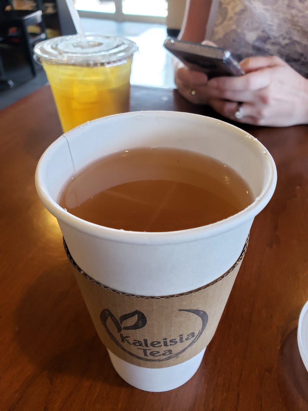 Kaleisia Tea Lounge | restaurant | 1441 E Fletcher Ave #101, Tampa, FL 33612, USA | 8139778266 OR +1 813-977-8266