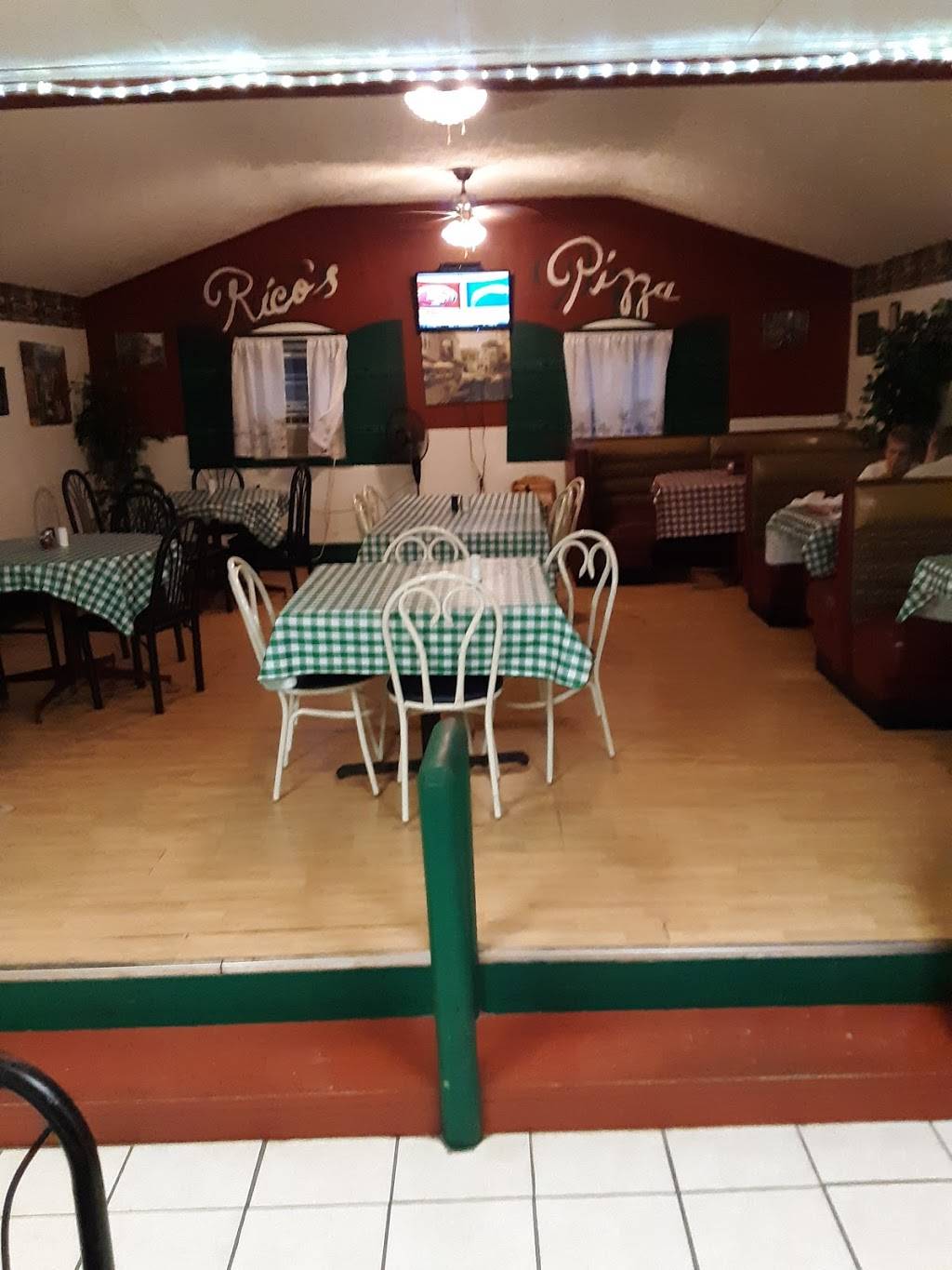 Ricos Pizza & Subs | restaurant | 2209 TN-91, Elizabethton, TN 37643, USA | 4234743999 OR +1 423-474-3999