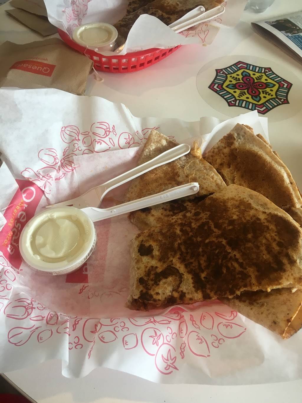 Quesada Burritos & Tacos | restaurant | 199 Wentworth St W Unit 17, Oshawa, ON L1J 6P4, Canada | 9055798181 OR +1 905-579-8181