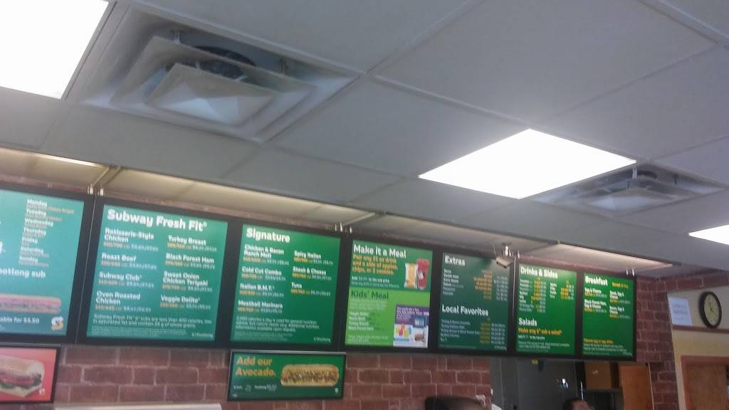 Subway | meal takeaway | 523 Lomas Blvd NW, Albuquerque, NM 87102, USA | 5059622146 OR +1 505-962-2146