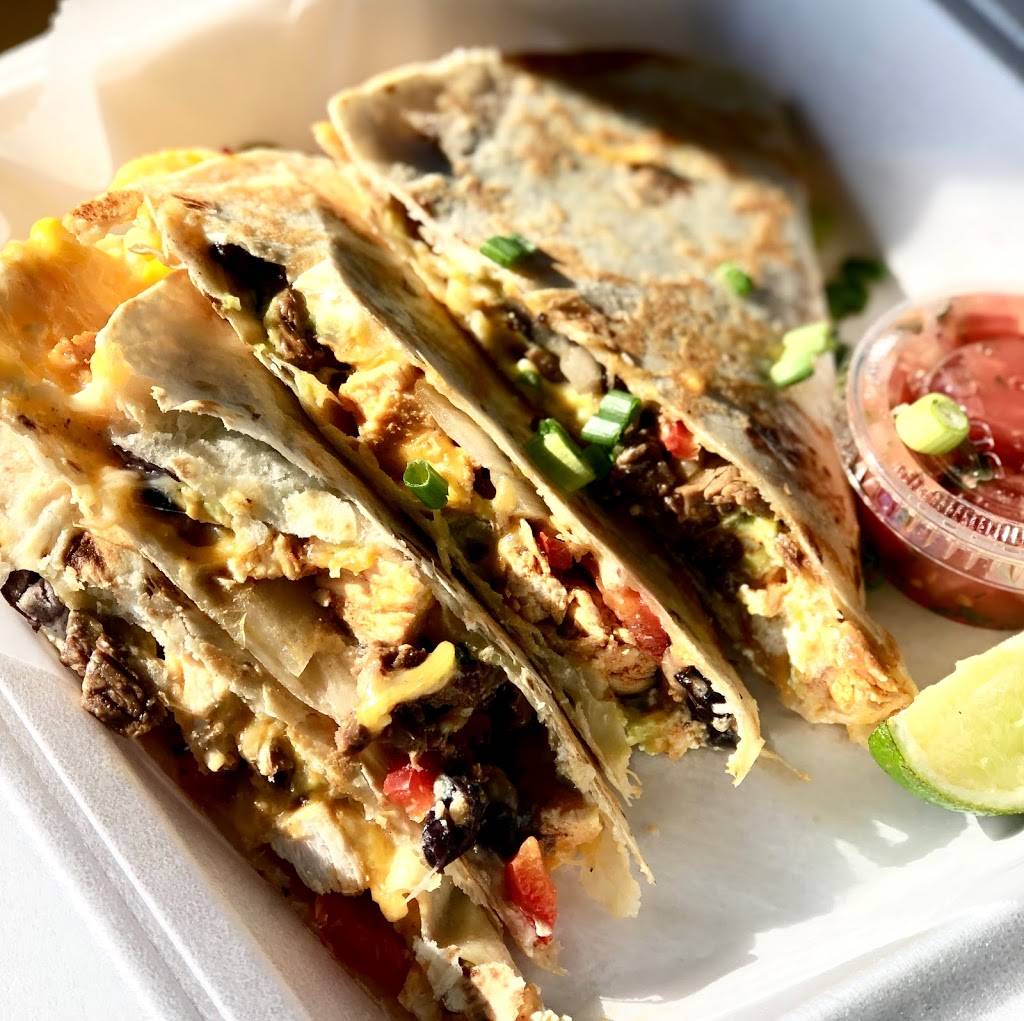 Funchos | restaurant | 1156 W Main St, Riverhead, NY 11901, USA | 6313697277 OR +1 631-369-7277