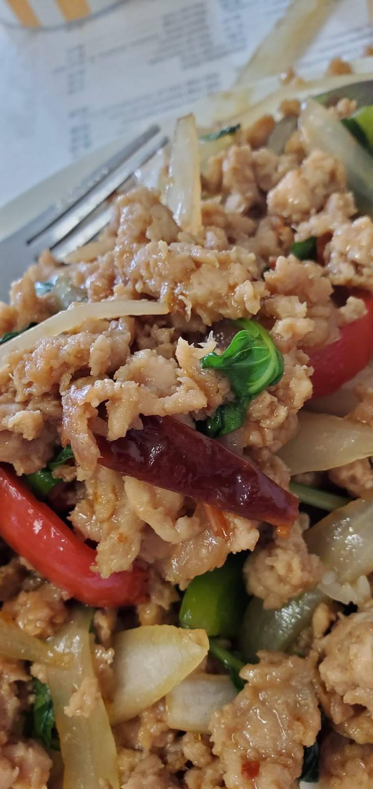 Ba-Le Sandwich & Thai Cuisine | restaurant | 3131 N Nimitz Hwy, Honolulu, HI 96819, USA | 8088361668 OR +1 808-836-1668