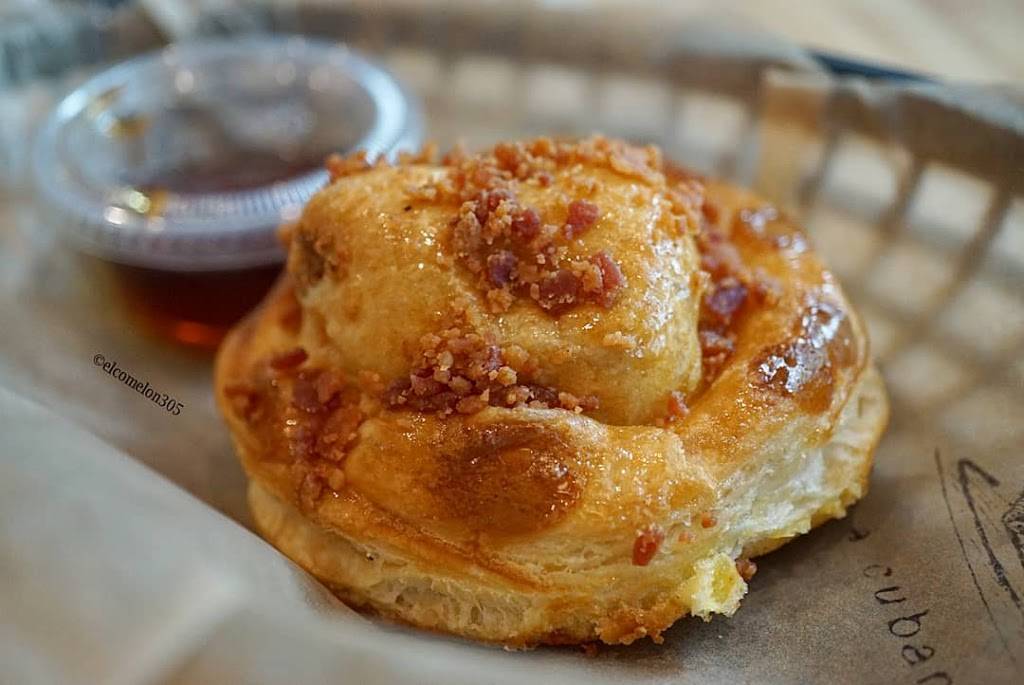 Chugs | restaurant | 3444 Main Hwy Suite 21, Miami, FL 33133, USA | 7865348722 OR +1 786-534-8722