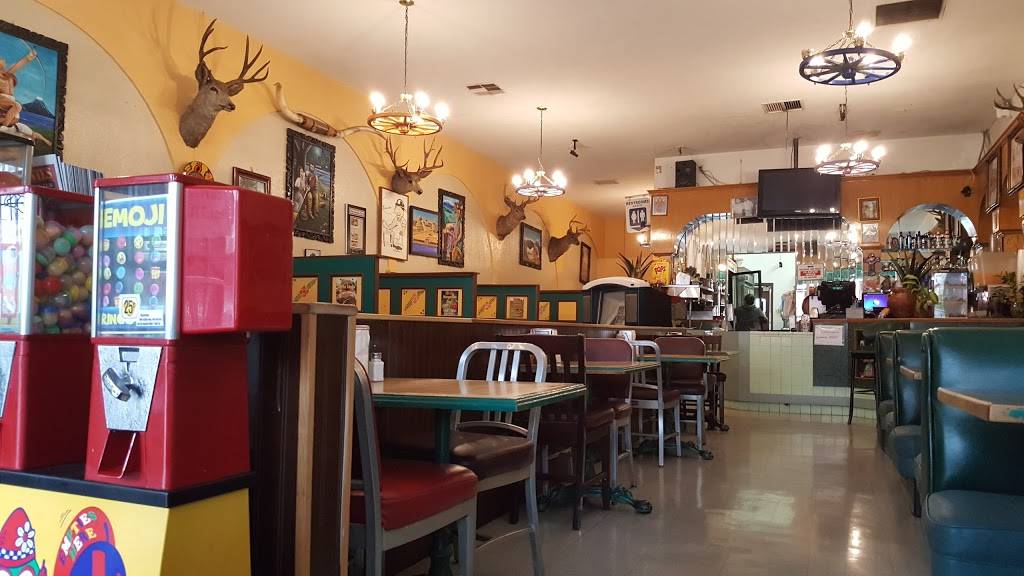 Birrieria Chalio | restaurant | 3580 E 1st St, Los Angeles, CA 90063, USA | 3232685349 OR +1 323-268-5349