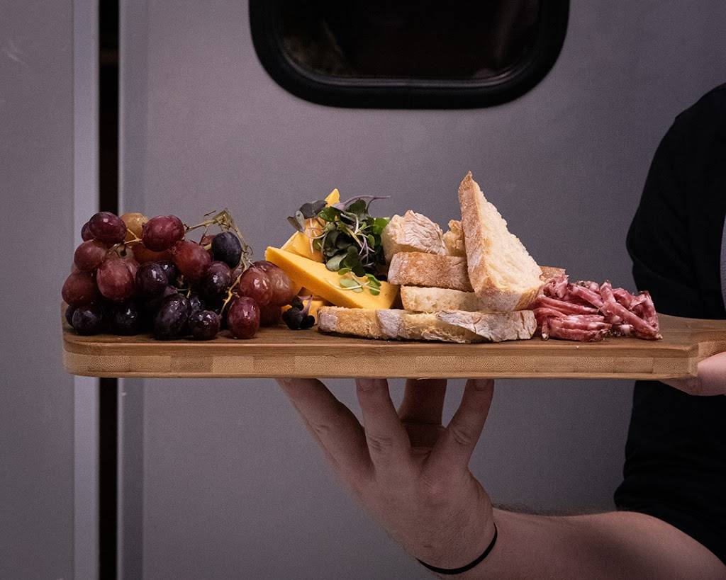 Vinifera Wine and Whiskey Bar | restaurant | 3236 State Rd Suite A, Cuyahoga Falls, OH 44223, USA | 2345710233 OR +1 234-571-0233